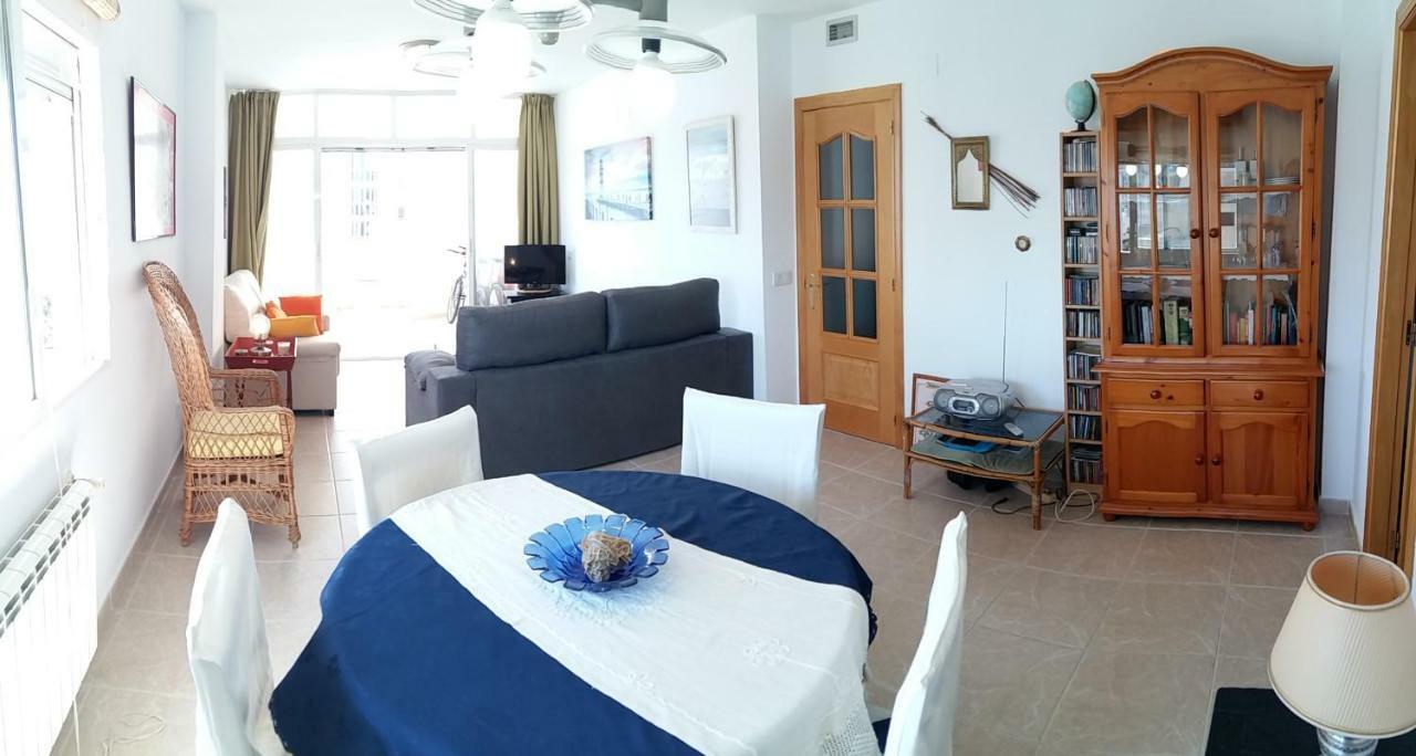 Apart. En Calpe A 150M. De La Playa Exterior photo